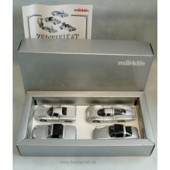 Märklin RAC-Auto, 4 Modelle in Metallausführung, silbern, Modelle aus den 70-Jahren - Porsched etc., verpackt in silberfarbenem Karton,