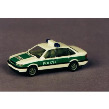 VW Passat Limousine POLIZEI grün/weiß