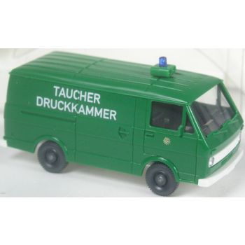 VW LT28 POLIZEI Taucher Druckkammer, grün