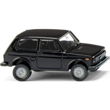 Lada Niva, schwarz