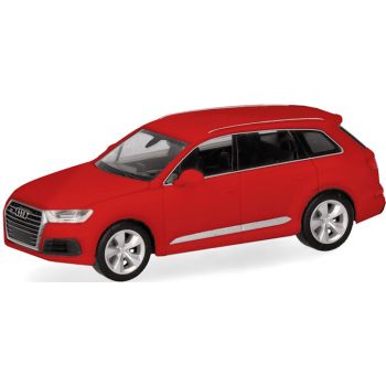 Audi Q7, rot