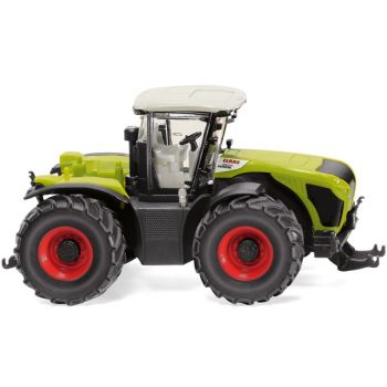Claas Xerion 4500 Radantrieb, Systemschlepper für schwere Aufgaben