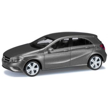 Mercedes-Benz A-Klasse, mountaingrau metallic