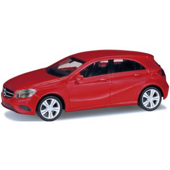 Mercedes-Benz A-Klasse, patagonienrot metallic