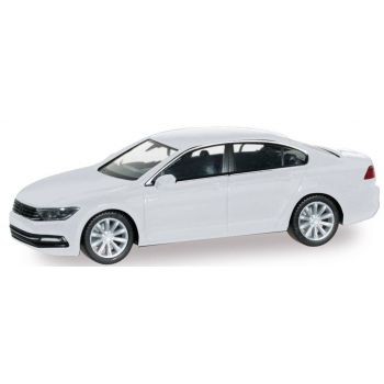 VW Passat Limousine, orxyweiß perlmutteffekt