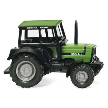 Deutz-Fahr DX 4.70, grün