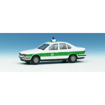 BMW 525i der POLIZEI Bayern, weiß/grün