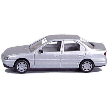 Ford Mondeo Stufenheck, Limousine, silber metallic