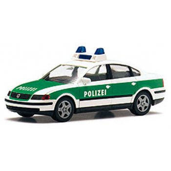 VW Passat Limousine '97 der POLIZEI, grün/weiß