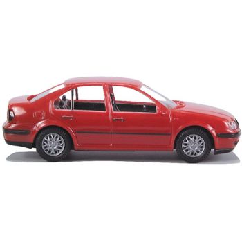 VW Bora, 4-türig, rot