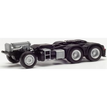 Fahrgestell Mercedes-Benz 6x4 mit Heckabstützung und Konsole für Ladekran, 2 Stück, Teileservice