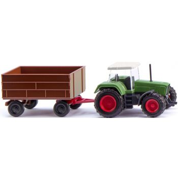 Fendt Favorit mit Anhänger, Spur N