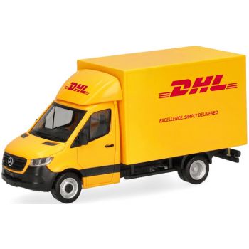 Mercedes-Benz Sprinter 18 mit Dachspoiler und Kofferaufbau, DHL - Excellence Simply Delivered.