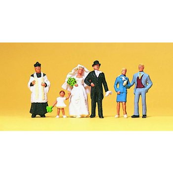 Brautpaar u. katholischer Geistlicher