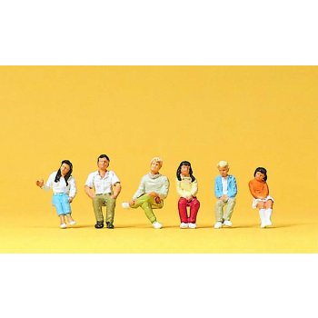 Sitzende Jugendliche