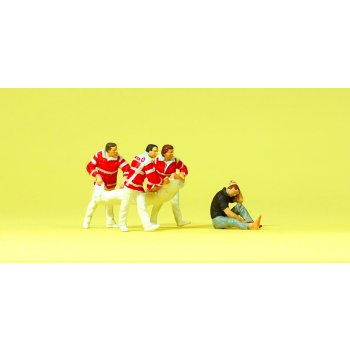 Sanitäter mit Bergetuch, Verletzte