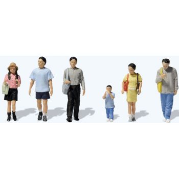 Chinesische Passanten (1)