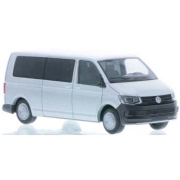 VW T6 Bus, langer Radstand, Flachdach, reflexsilber