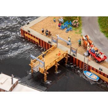 Schiffsanlegestelle, 519 x 110 x 67 mm, Bausatz