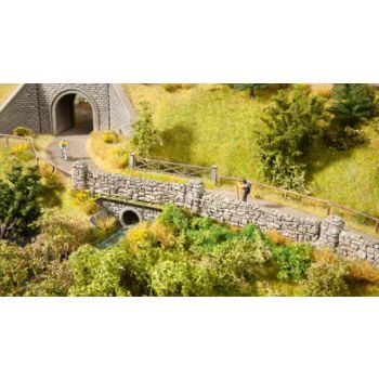 Gartenmauer, 12 Teile, Gesamtlänge 71 cm, Mauerhöhe 1,5 cm, Pfeilerhöhe 1,9 cm