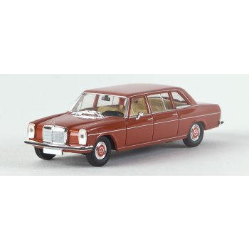Mercedes-Benz 220 D lang, korallenrot
