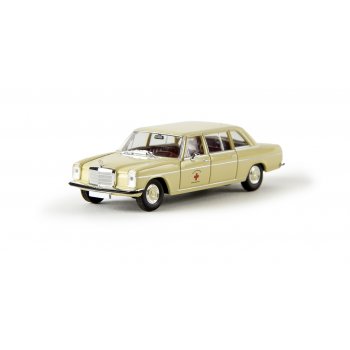 Mercedes-Benz 220 lang, DRK-Blutspendezentrale