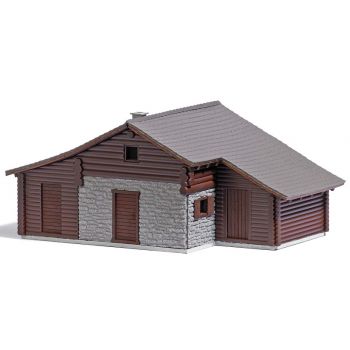 Almhütte, Bausatz für eine großere Almhütte mit angebautem kleinen Stall. Fertig koloriert. Größe: 135 x 86 x 59 mm.