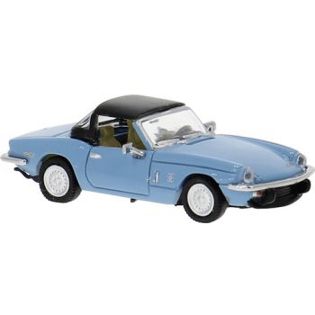 Triumph Spitfire mit geschlossenem Verdeck, hellblau, Baujahr 1974