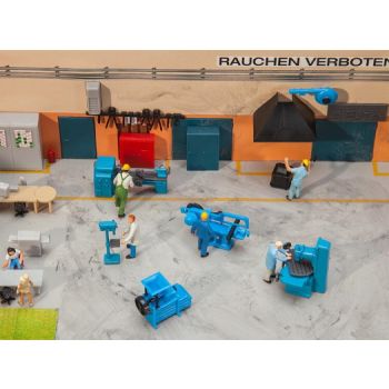 Schlossereieinrichtung, Fäsmaschine, Ständerbohrmaschine, Bügelsäge, Drehbank, Werkzeugwand und Schmiedewerkzeuge, Bausatz