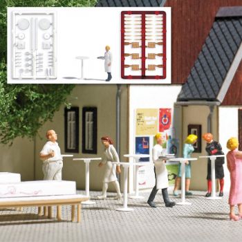 6 Stehtische mit Kellnerin, Geschirr und Getränkeflaschen, Bausatz