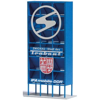 Trabant Werbeschild, stand so im Original an den Ortseingängen von Zwickau, Bausatz, Größe 66 x 28 x 14,8 mm