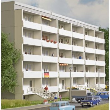 Plattenbau WBS 70 Gebäude, Bausatz 5-stöckiges Gebäude, Größe: 198 x 140 x 196 mm