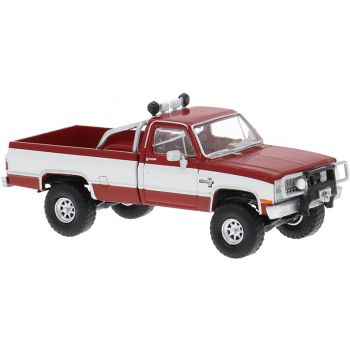 Chevrolet C10 hoch, rot/weiß, Baujahr 1982