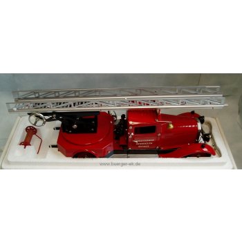 Feuerwehrauto, Werkfeuerwehr Märklin, Metallmodell, mit Uhrwerkantrieb, ca. 46 cm,