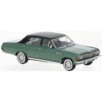 Opel Diplomat A, grün metallic mit schwarzem Dach, Baujahr 1964
