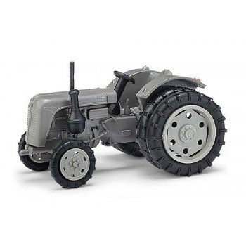 Traktor Famulus mit Zwillingsreifen, graun mit grauen Felgen
