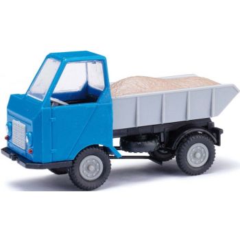 Multicar M22 Muldenkipper mit Kiesladung, blau