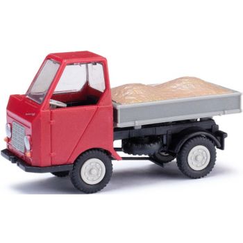 Multicar M22 3-SK Dreiseitenkipper mit Kiesladung, rot