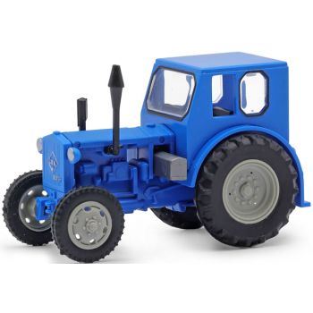 Traktor Pionier, blau, Baujahr 1949