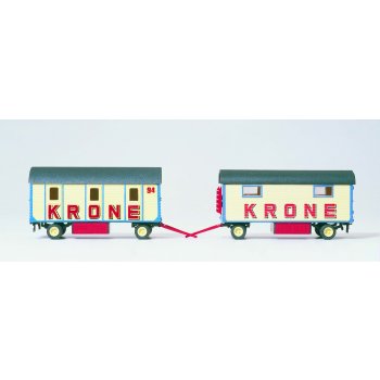 Mannschaftswagen und Packwagen Zirkus Krone