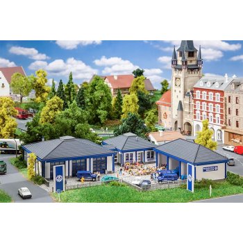 THW-Gebäude mit Fahrzeughalle, Bausatz, Größe 20,2 x 11,3 x 5 cm + 11 x 6 x 4,8 cm, Spur N