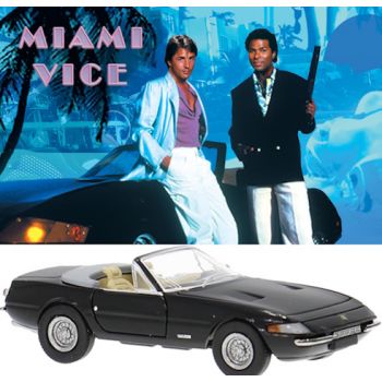 Ferrari 365 GTS/4 Daytona Spider, offen, in schwarz, Filmfahrzeug aus der Actionserie Miami Vice, Baujahr 1971