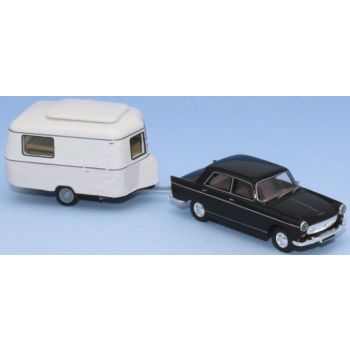Peugeot 404, schwarz mit elfenbeinfarbenem Eriba Wohnwagen, Baujahr 1960, (von Brekina)