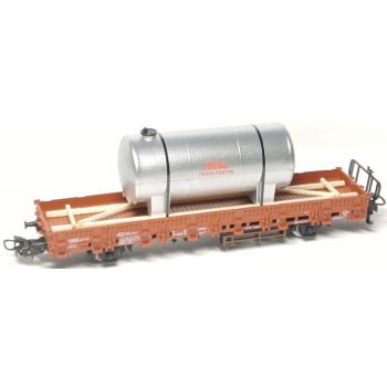 Ladegut großer Kessel MOHA FRANKFURT auf Transportgestell gelagert und mit Spannbändern gesichert, Länge ca. 140 mm