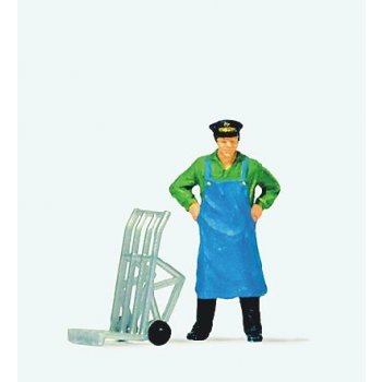 Dienstmann, stehend, mit Gepäckkarre