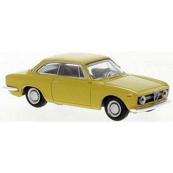Alfa Romeo Giulia Sprint GT, giallo ocra, Baujahr 1974