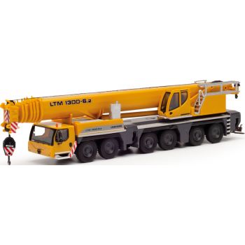 Liebherr Mobilkran LTM 1300-6.2, Liebherr