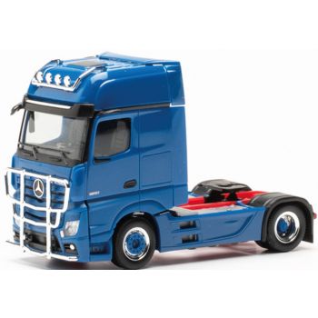 Mercedes-Benz Actros Gigaspace Solozugmaschine 2achs mit Lampenbügel und Rammschutz, enzianblau