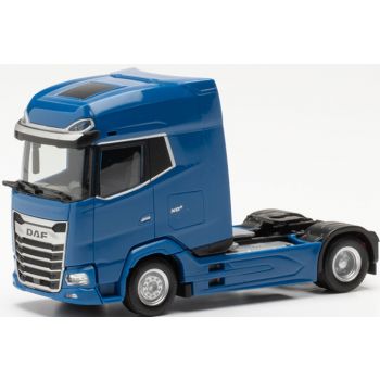 DAF XG+ Zugmaschine, enzianblau