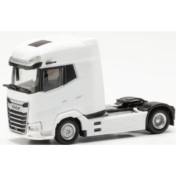 DAF XG+ Zugmaschine, weiß